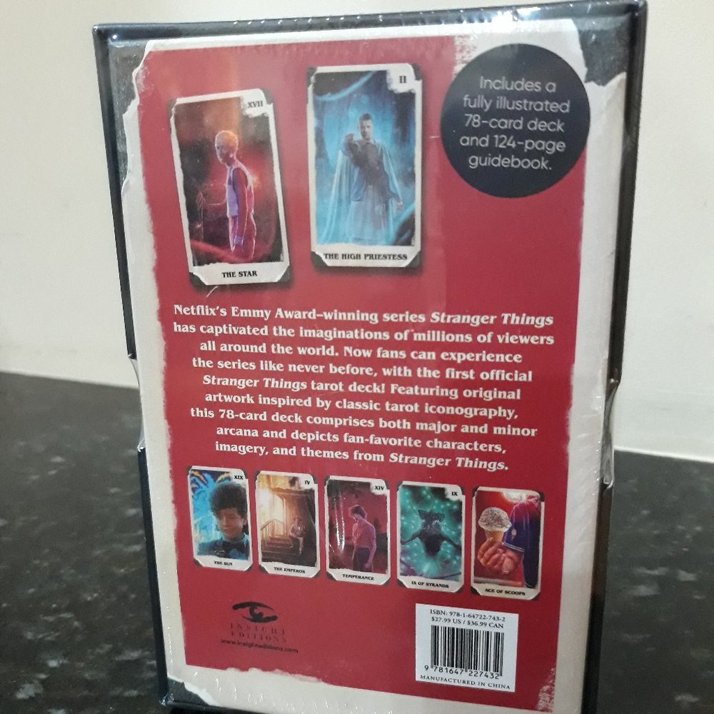 Stranger Things Tarot Deck - Picture 3 of 4